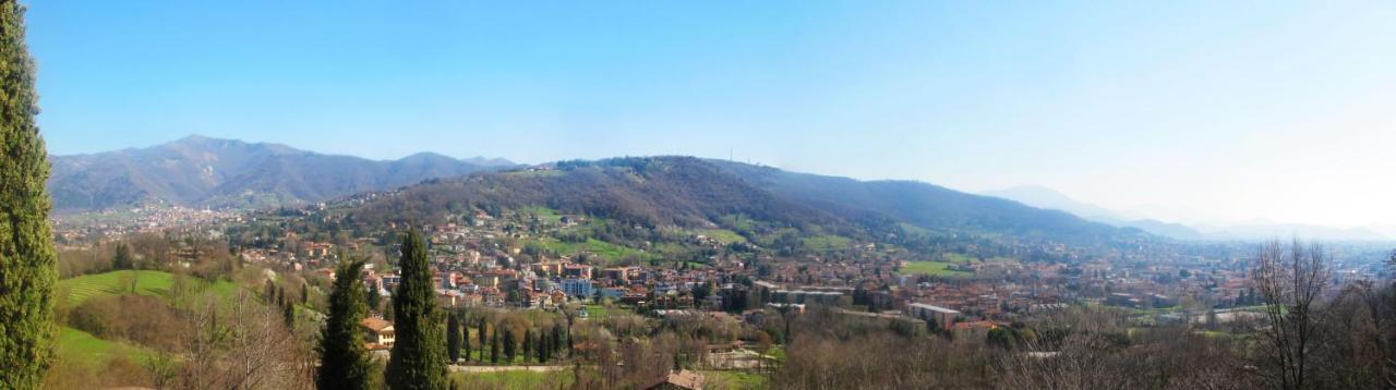 B&B Dimora Delle Donnole Bergamo Alta Bérgamo Exterior foto